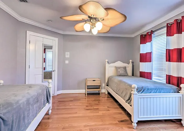 Holiday home Family Getaway! River View W/ Pool Gulf Shores