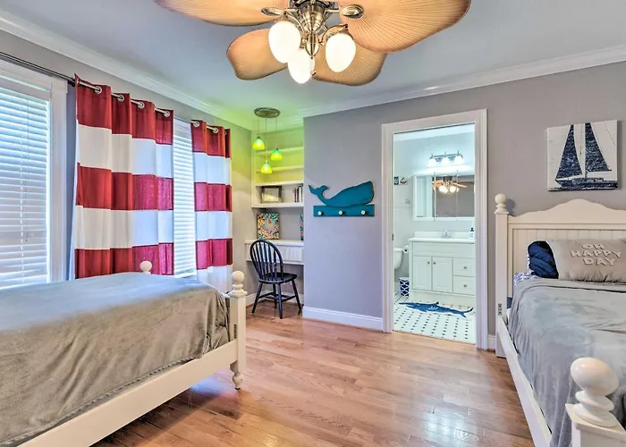Holiday home Family Getaway! River View W/ Pool Gulf Shores